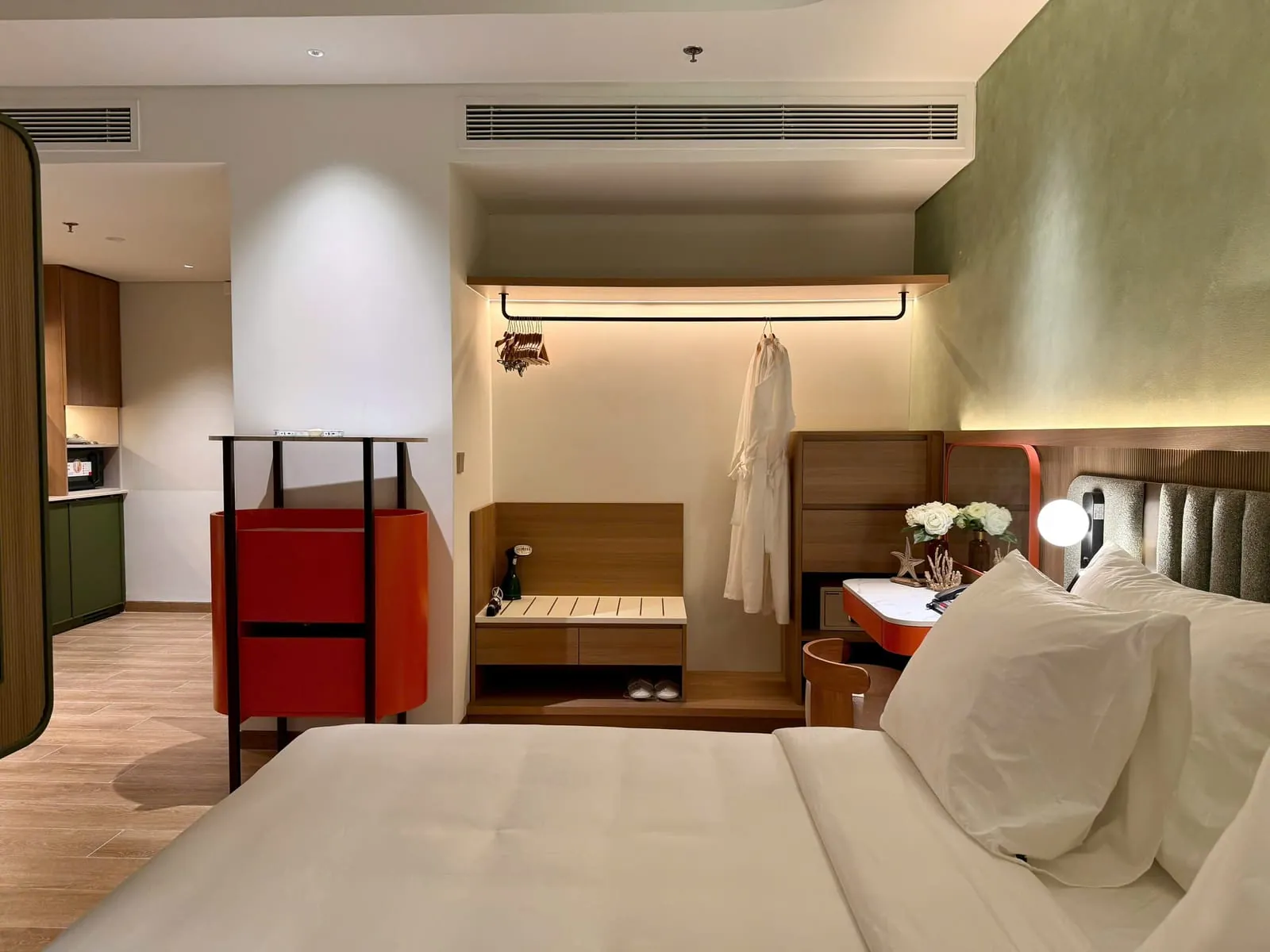 Căn 1 phòng ngủ — ban công biển